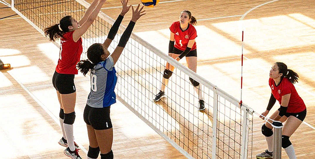 Pitt Panthers lên số 1 Power 10: tuần khai mạc hoàn hảo và khoảng trống phía sau bảng xếp hạng