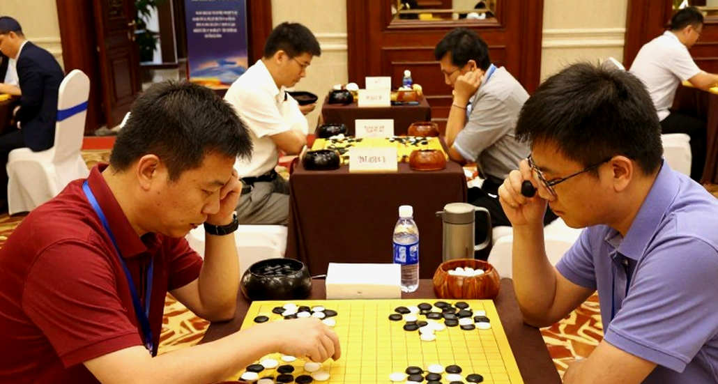 Nước cờ thứ hai: Khi 9...a5 không phải là lời giải, mà là một hóa đơn trả chậm