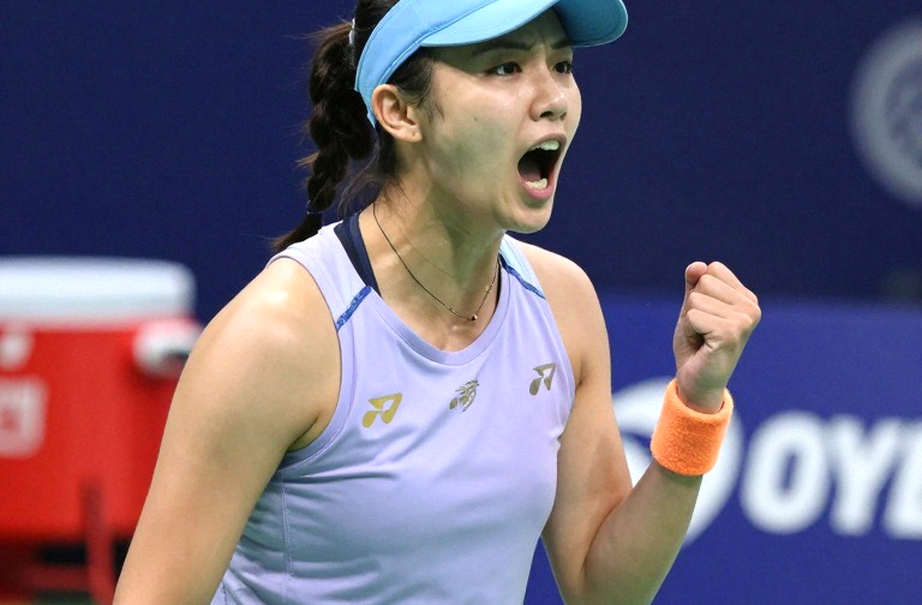 Nguyễn Tiến Minh vào vòng 16 đội Vietnam Open 2026 nhờ thắng vòng loại với đối thủ chuyên đôi