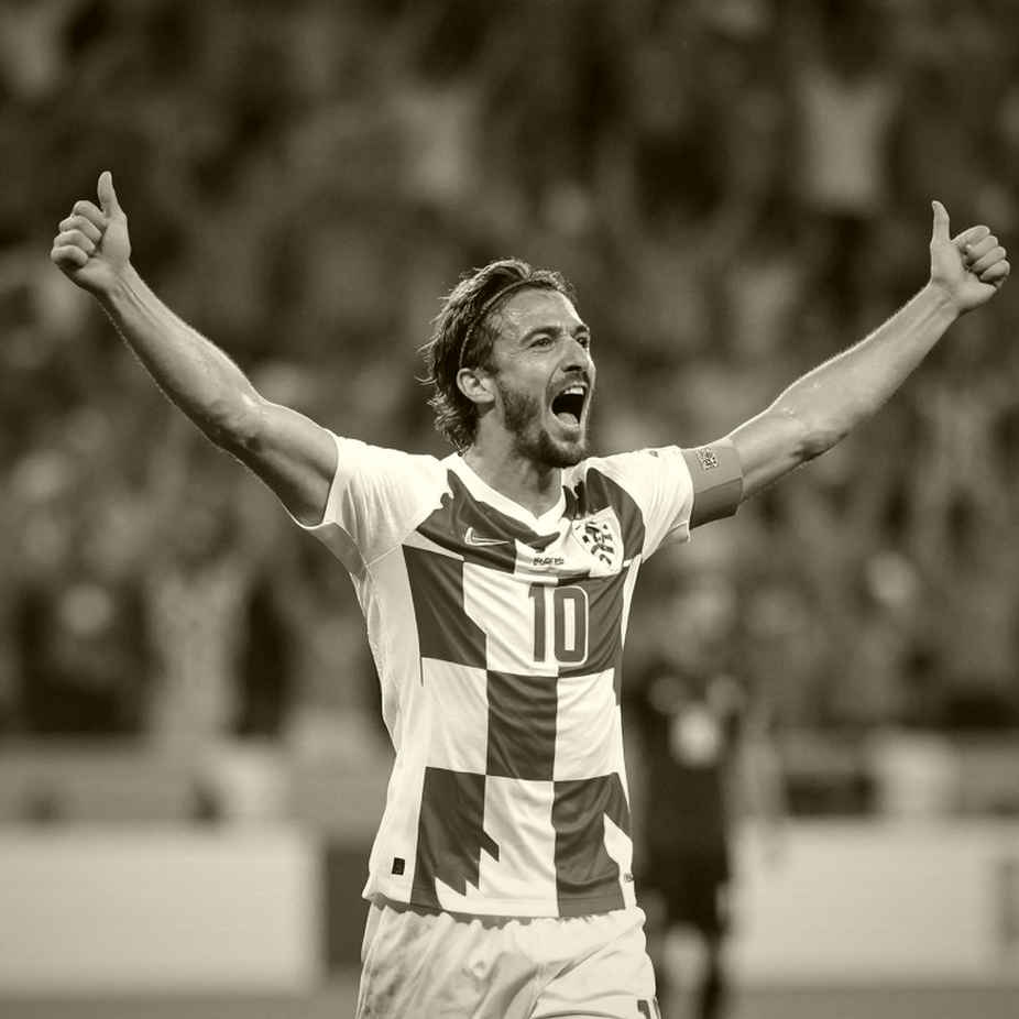Kỳ chuyển nhượng V.League 1: Một thị trường bán đi thứ nó chưa từng định giá