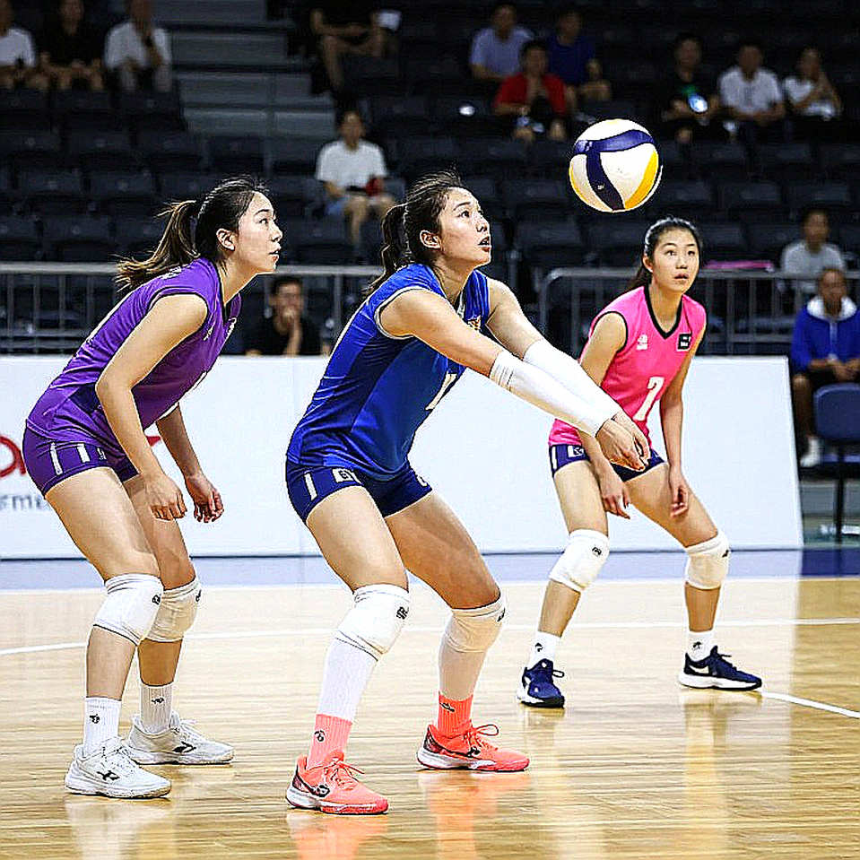 AVC 2026 Fukuoka: Nhật Bản và Iran không mất set nào, Đài Bắc Trung Hoa phá dớp – hình học sân đấu đang viết lại tấm vé Olympic 2028 AVC 2026 Fukuoka: Nhật Bản và Iran không mất set nào, Đài Bắc Trung Hoa phá dớp – hình học sân đấu đang viết lại tấm vé Olympic 2028
