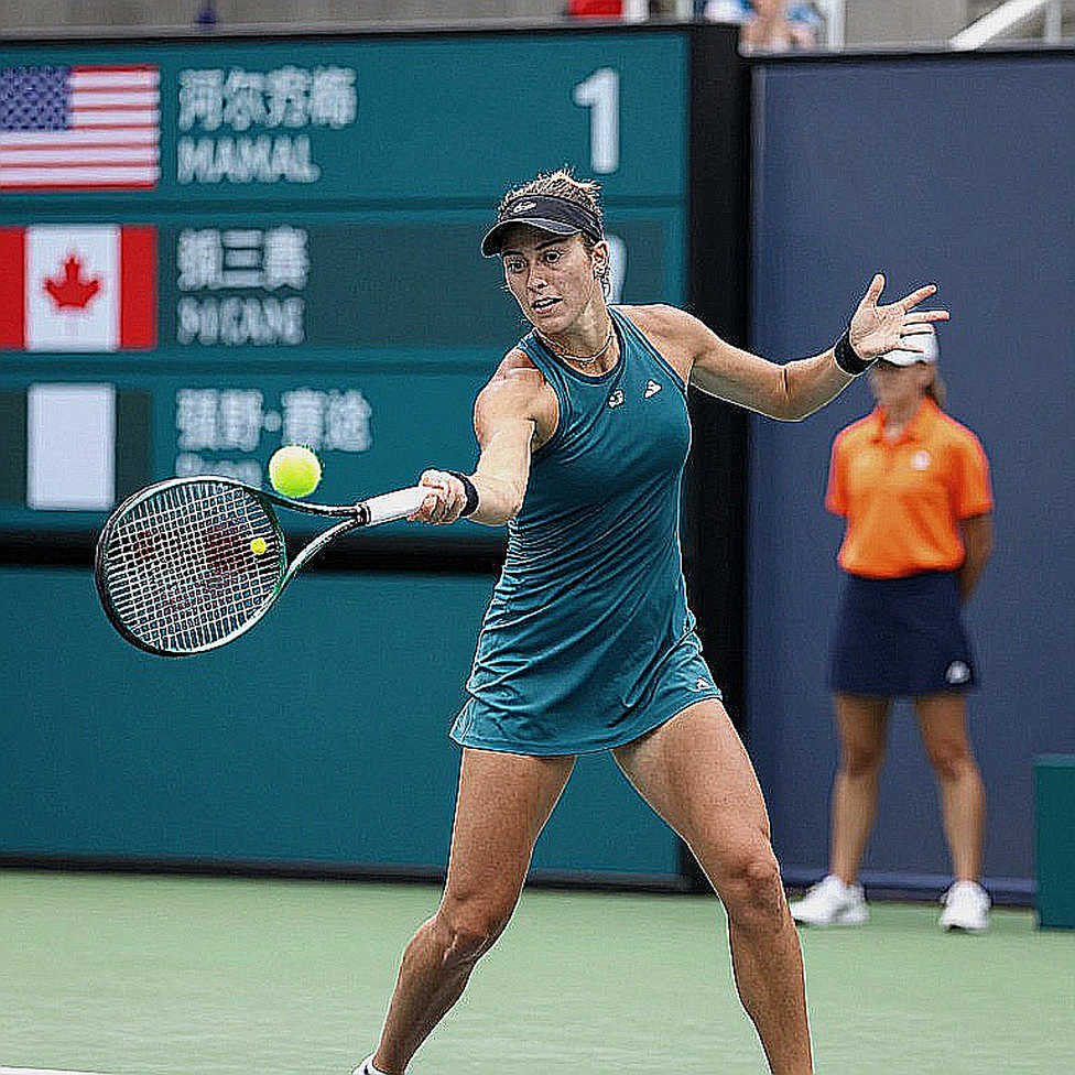 Medvedev cứu bảy break point ở game 6, thắng Paul 6-3 set một tại Thượng Hải