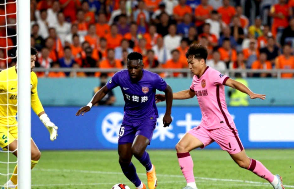 V.League và cái bẫy sân nhà: khi khán đài đông hơn lại là biến số bất lợi